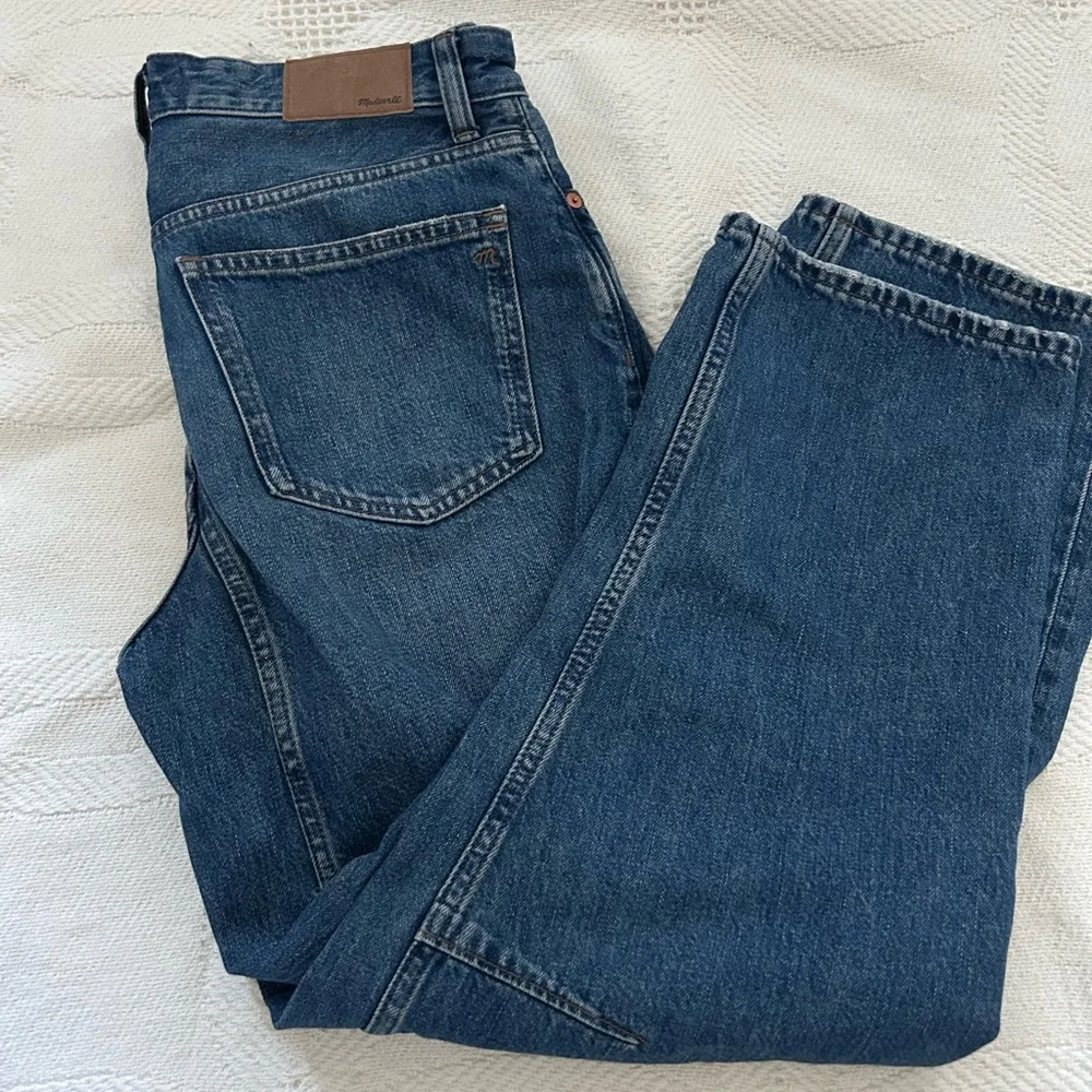 Madewell Darted Barrel Jean - Picture 1 of 4
